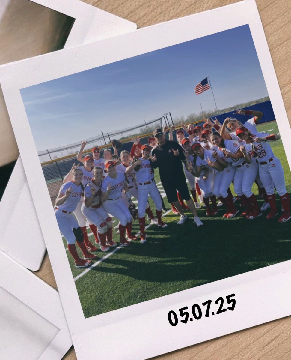 Big win for the big man! 2️⃣0️⃣0️⃣!

#GoYotes x #WeAreSouthDakota