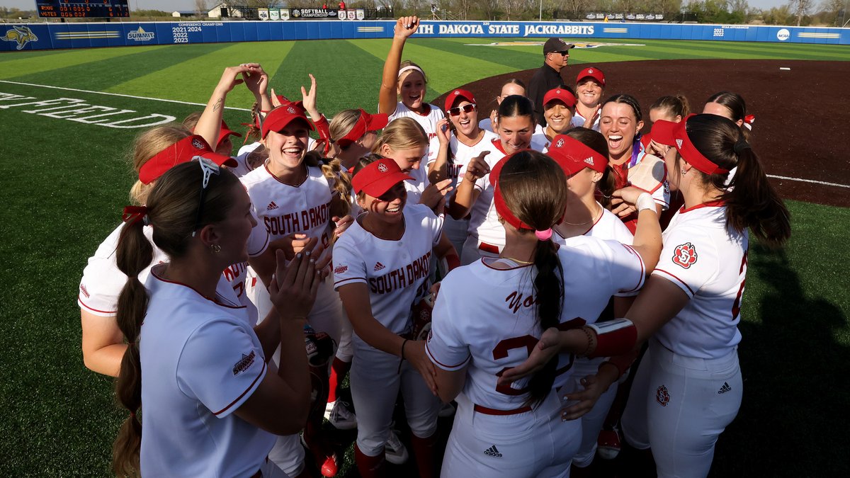 Yotes hold off Roos to advance in conference tournament

Recap » yote.us/3GFKtDL

#GoYotes x #WeAreSouthDakota