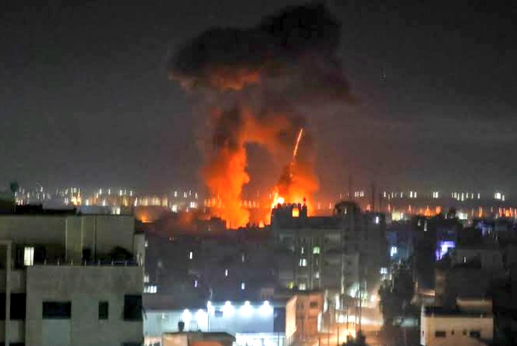 nalinihyd's tweet photo. At least two Pakistani JF-17 &amp; one J-10C(E) shot down in Amritsar by S-400.
#OperarionSindoor 
 #Sialkotattack 
#OperarionSindoor 
 #Sialkot https://t.co/MvrC1C55xu