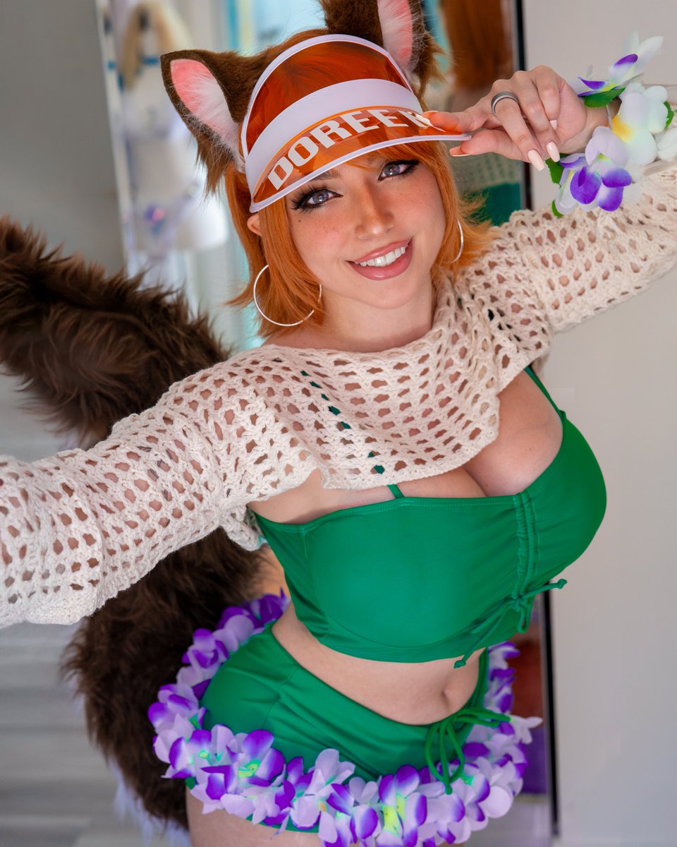 my sunshine squirrel girl cosplay~ ⭐
are you gonna buy this skin?