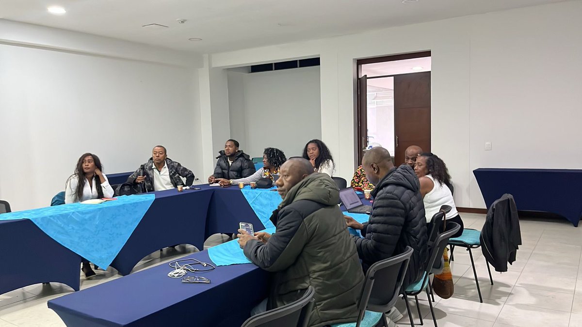 SocialCundi's tweet photo. La Consultiva de las comunidades afrocolombianas, raizales y palenqueras del departamento realizó su primera jornada de trabajo del 2025. En este espacio se definieron acciones orientadas a garantizar sus derechos, fortalecer el enfoque diferencial y el reconocimiento étnico. https://t.co/ZZM9YwmL55