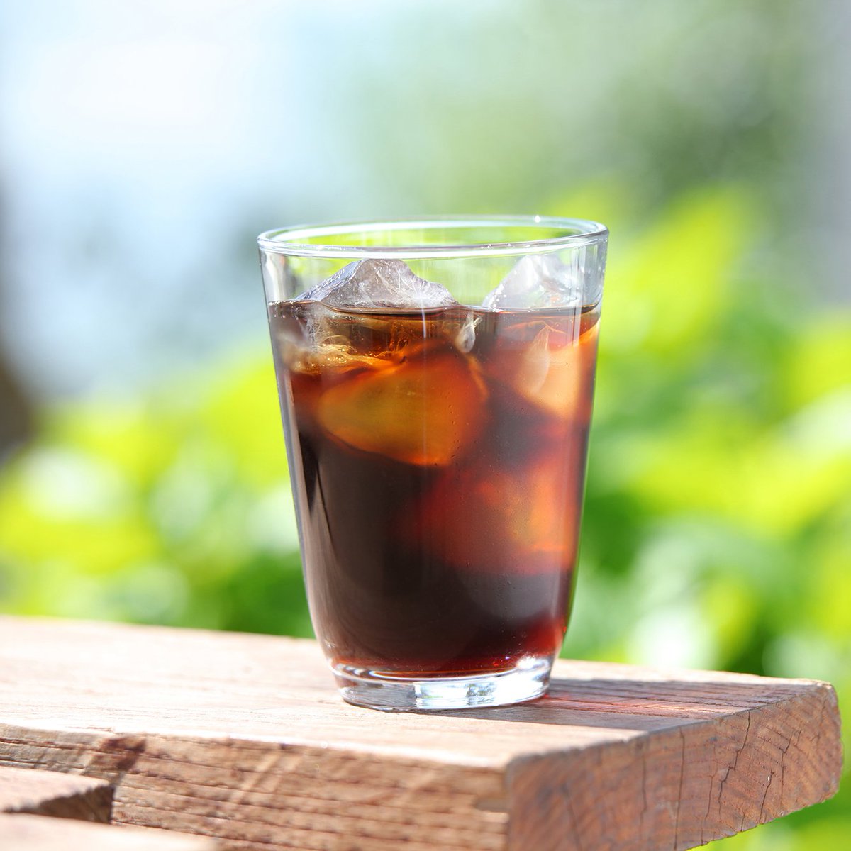 everyfreciousPR's tweet photo. 【フォロワーの皆さまにご質問💡】

Q.今日飲みたいのはどっち？

・アイスコーヒーの方はいいね❤️
・ホットコーヒーの方はリポスト🔁

で、ご回答をお願いします！ https://t.co/rgRbX2ttZV