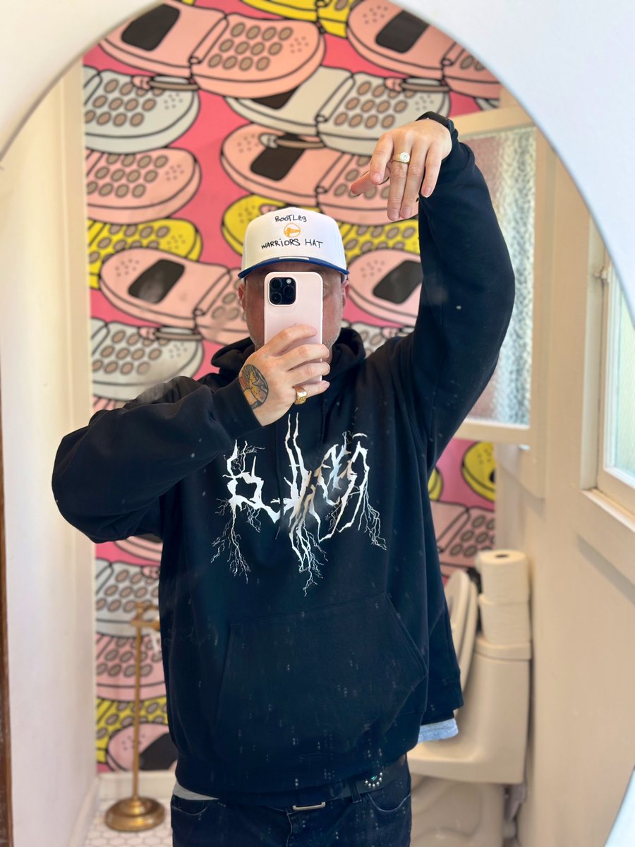studio_daddy's tweet image. Hump day fit
