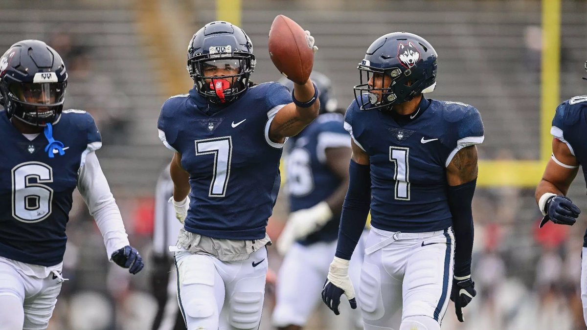 Kevin Knight (@kevowr12029) on Twitter photo AGTG✝️ Truly Thankful to receive my first D1 Offer from the University of Connecticut <a href="/UConnFootball/">UConn Football</a> <a href="/CoachJOFFRION/">Coach Joffrion</a> <a href="/CoachSteveDBU/">Stephen Evans</a> AGTG✝️ Truly Thankful to receive my first D1 Offer from the University of Connecticut <a href="/UConnFootball/">UConn Football</a> <a href="/CoachJOFFRION/">Coach Joffrion</a> <a href="/CoachSteveDBU/">Stephen Evans</a>