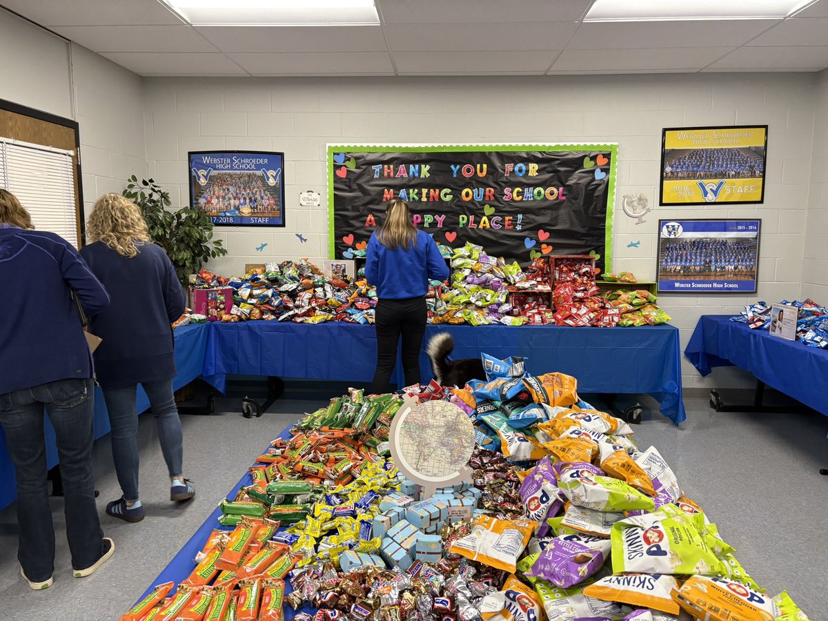 Schroeder / GOAL PTSA (@schroederptsa) on Twitter photo It was an amazing day for in-flight snacks today! This is a fav day for all of our staff! Huge shoutout to our families for all the donations, your generosity was appreciated!! <a href="/SchroederHS/">Webster Schroeder HS</a> <a href="/GOALisGreat/">WebsterGOAL</a> It was an amazing day for in-flight snacks today! This is a fav day for all of our staff! Huge shoutout to our families for all the donations, your generosity was appreciated!! <a href="/SchroederHS/">Webster Schroeder HS</a> <a href="/GOALisGreat/">WebsterGOAL</a>