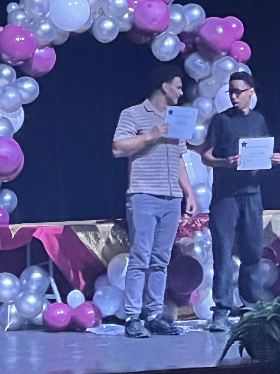 Kyle Spurgin (@coach_spurgin) on Twitter photo Another <a href="/ROHSBaseball/">Red Oak Baseball</a> Hawk.. <a href="/chance_war75892/">chance warren</a> with the Health and Wellness Top Scholar Award! Another <a href="/ROHSBaseball/">Red Oak Baseball</a> Hawk.. <a href="/chance_war75892/">chance warren</a> with the Health and Wellness Top Scholar Award!