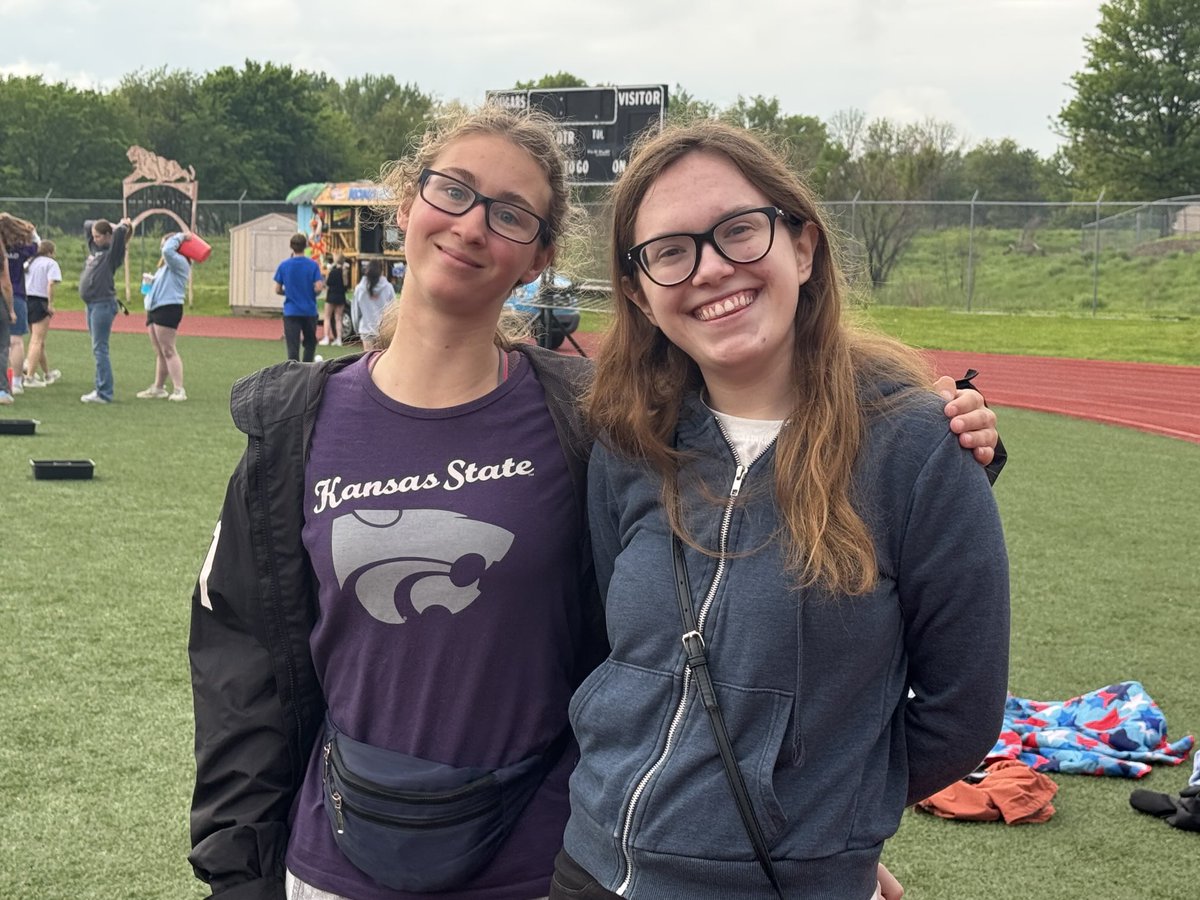 SMNW Office (@smnw_office) on Twitter photo Class of 2025 enjoying the SUNSET 🌅 <a href="/smnw_office/">SMNW Office</a> <a href="/SMNWAthletics/">SMNW Athletics</a> <a href="/smnwstuco/">SMNW Stuco</a> <a href="/SMNWCounseling/">SMNW Student Services</a> <a href="/theSMSD/">SM School District</a> Class of 2025 enjoying the SUNSET 🌅 <a href="/smnw_office/">SMNW Office</a> <a href="/SMNWAthletics/">SMNW Athletics</a> <a href="/smnwstuco/">SMNW Stuco</a> <a href="/SMNWCounseling/">SMNW Student Services</a> <a href="/theSMSD/">SM School District</a>