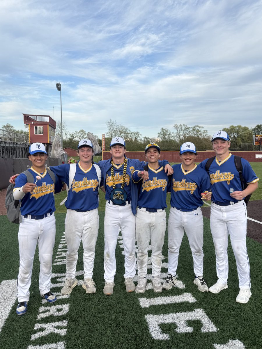 Sandburg beats Montini 6-0 in Stevie’s way game.
Drew Drzonek dominating on the mound 6 ip 2H 6K 0ER picks up the win
Ryan Evoy and Charlie Snoreck hit home runs 
Quinn Durkin 2-4 1R 1RBI
Dom Diamond 2-4 2b

Eagles improve to 15-8