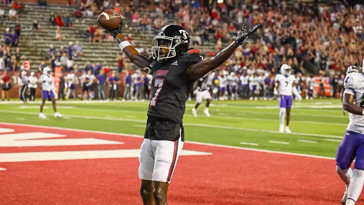 Thank you to GOD!! My family, coaches and teammates  for helping me receive my first D1 ⭕️ffer from Troy University!!! <a href="/TroyTrojansFB/">Troy Trojans Football 8x⚔️</a> <a href="/CoachBanks2008/">Gary Banks</a> <a href="/klaykoester/">Coach Klay Koester</a> <a href="/Coach_Helmerich/">Matt Helmerich</a> <a href="/PTRFootball/">Peachtree Ridge Football</a> <a href="/MilesAn14531163/">Miles Anderson</a> <a href="/CoachEarl_/">Earl Williams</a> <a href="/ChadSimmons_/">ChadSimmons</a> <a href="/JeremyO_Johnson/">Jeremy Johnson</a>  <a href="/bryce_koon/">Bryce Koon</a>  <a href="/najehwilk/">Najeh Wilkins</a>
