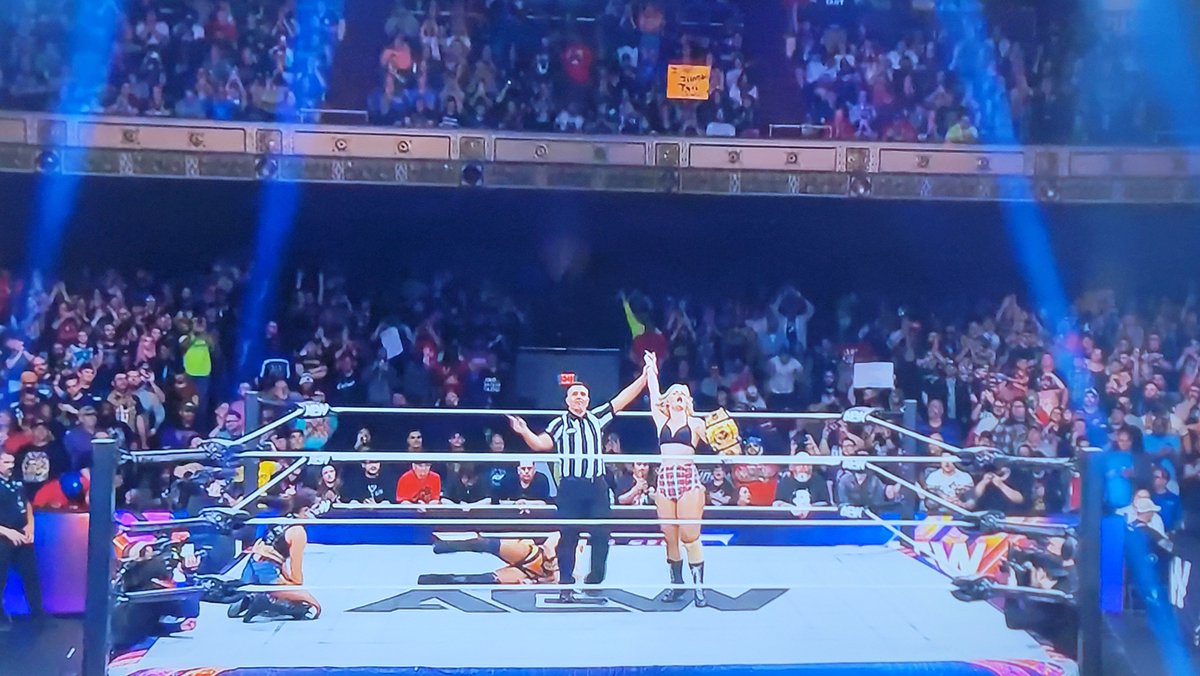 I’ll say it again (and again and again):

Toni Storm is absolutely incredible.
Nobody doing it like her right now.

#AEWDynamite #TimelessToni