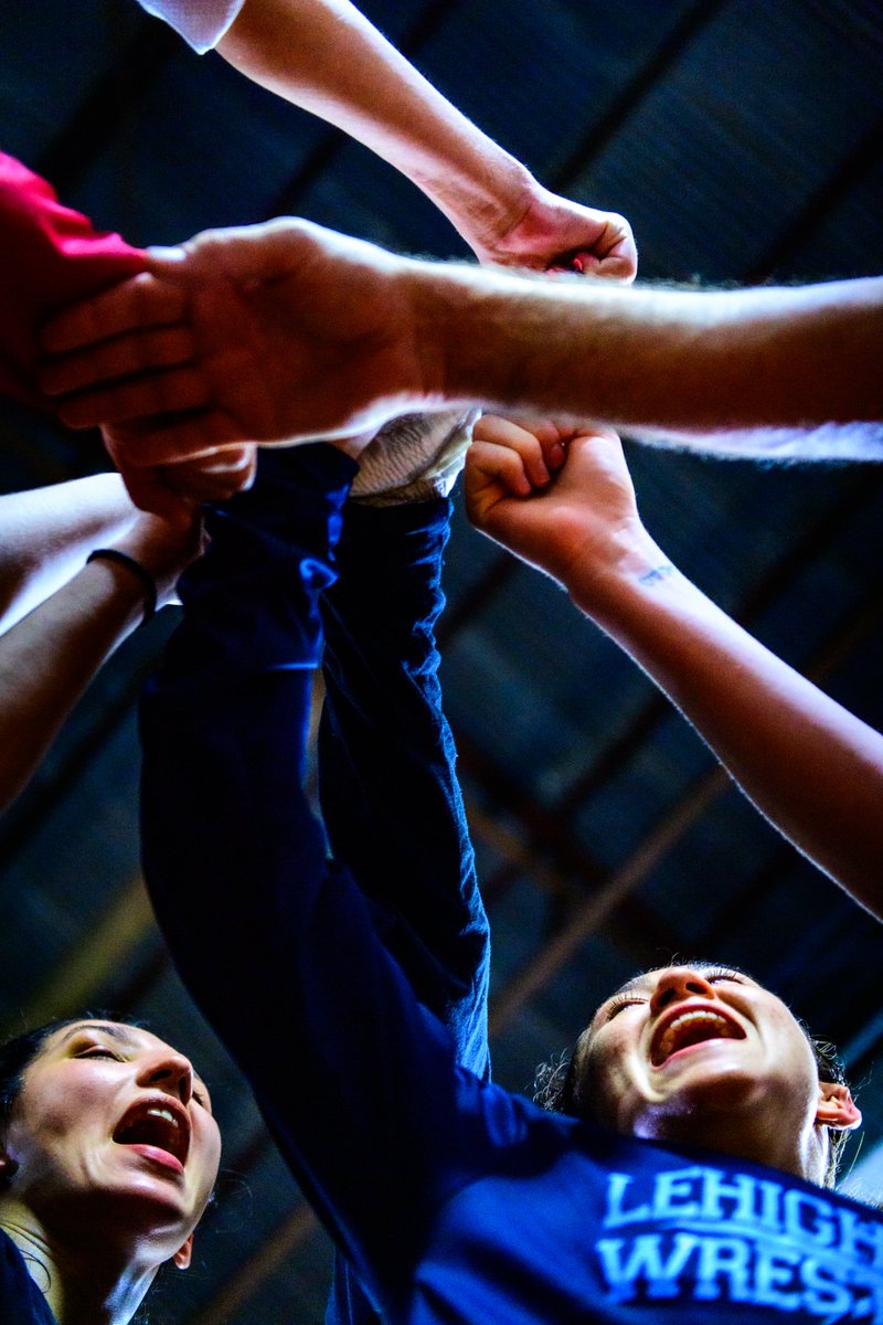Tony_Rotundo's tweet image. Posted some behind the scenes practice photos of USA women (and others) from the Pan Am Championships! #wrestle #wrestlemonterrey @USAWrestling @FloWrestling @the_rudis 

tonyrotundo.smugmug.com/WRESTLERS-ARE-…