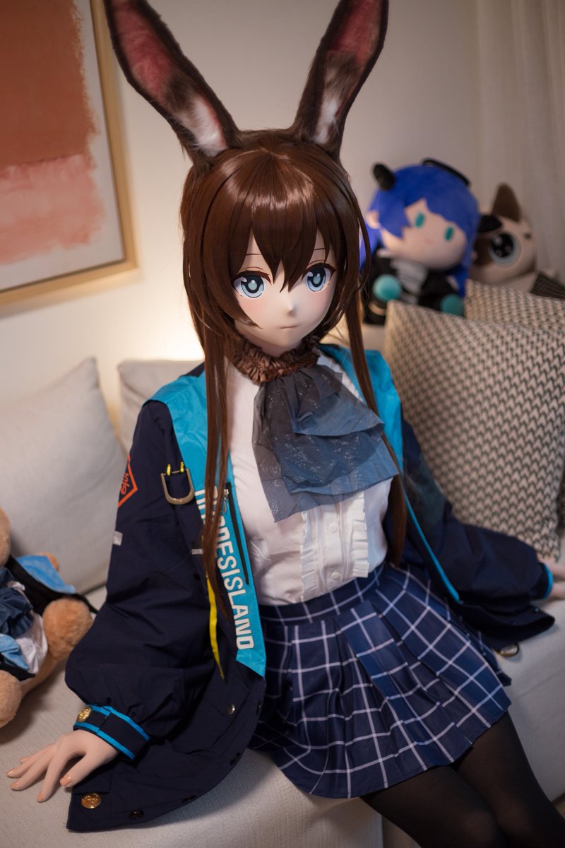 「欢迎回家，博士。」
🎭：<a href="/Kig_Settings/">Kigurumi设定集</a> 
📸&amp;🔧：<a href="/GuaEthan/">Ethan瓜</a> <a href="/Aisei_Kiri/">キリ本舗 🍩</a> <a href="/mika_5ef0/">Mika</a> 

#Arknights