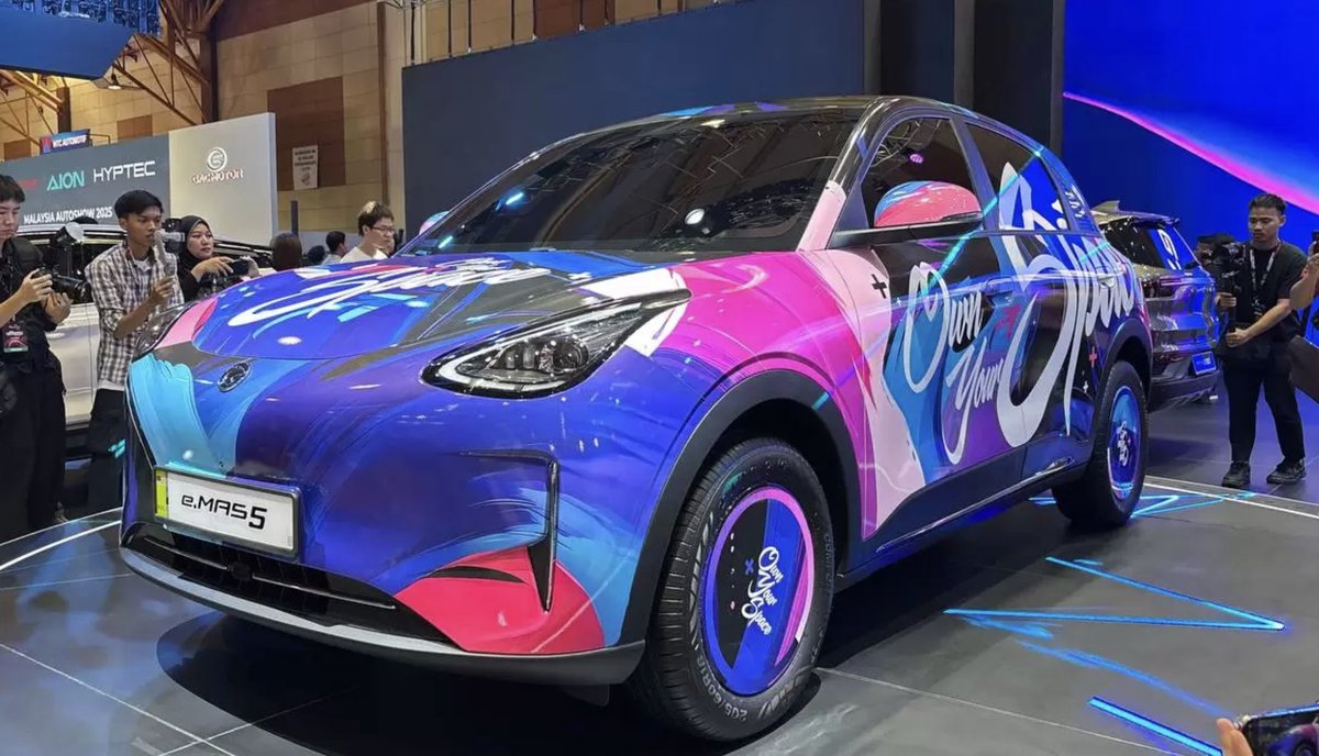 amanz's tweet photo. Proton Memperkenalkan Kereta Elektrik Kedua – e.MAS 5 https://t.co/4jWtgB9YHZ https://t.co/yt86jBuRsN