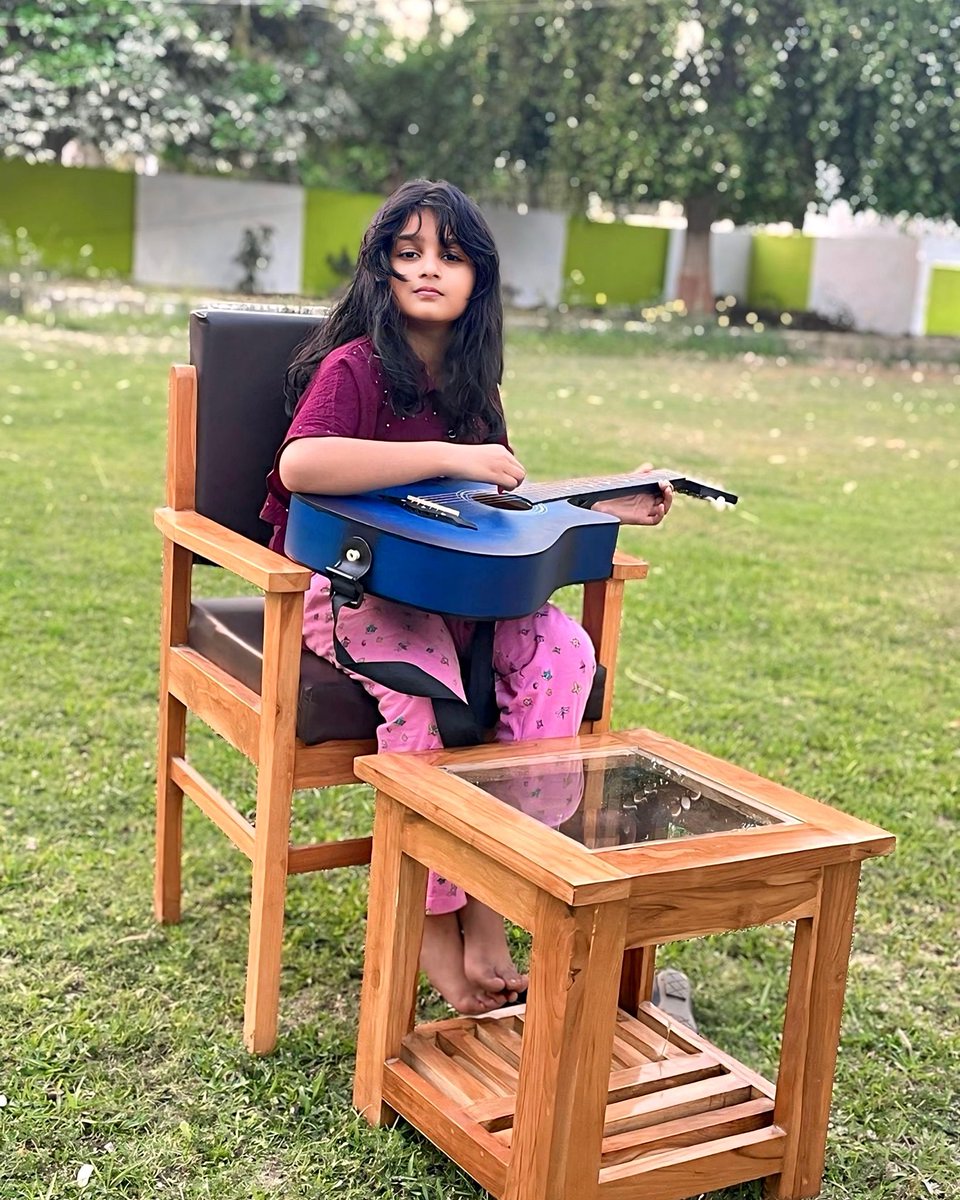 Dr. Yashveer Singh IPS (@dryashveerips) on Twitter photo बिना बोले सबको सुनाई और दिखाई दे, उसको कहते हैं “ प्रतिभा “ !!
🇮🇳
IPS Yashveer Singh बिना बोले सबको सुनाई और दिखाई दे, उसको कहते हैं “ प्रतिभा “ !!
🇮🇳
IPS Yashveer Singh