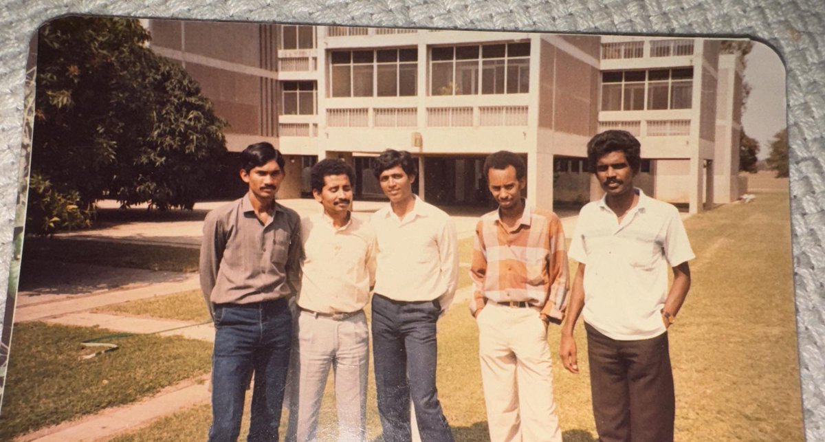 Xusuus iyo waayaheed.