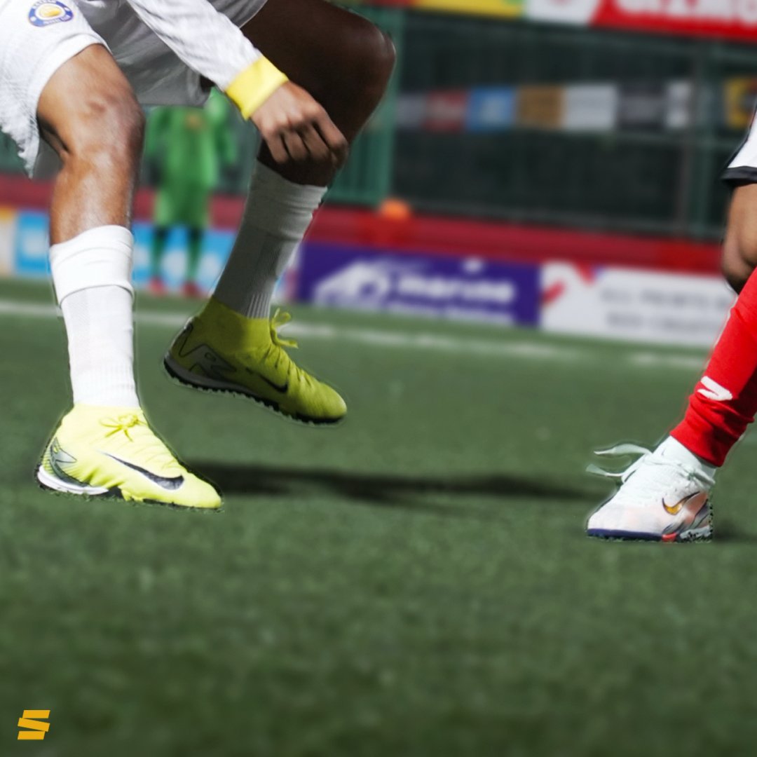 No pressure. Just play.
Whether it’s a quick futsal match after work or weekend games with your crew—Nike moves with you.
Built for agility. Designed for your drive.
Because play isn’t just a break. It’s where you grow stronger, faster, sharper.