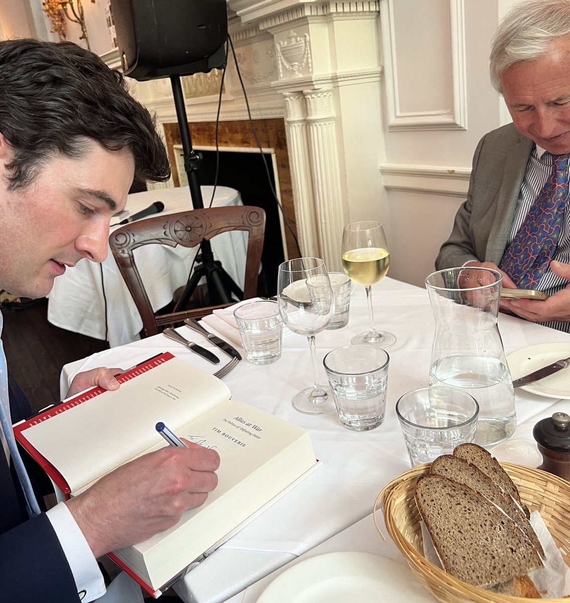 Ren Behan tweet media