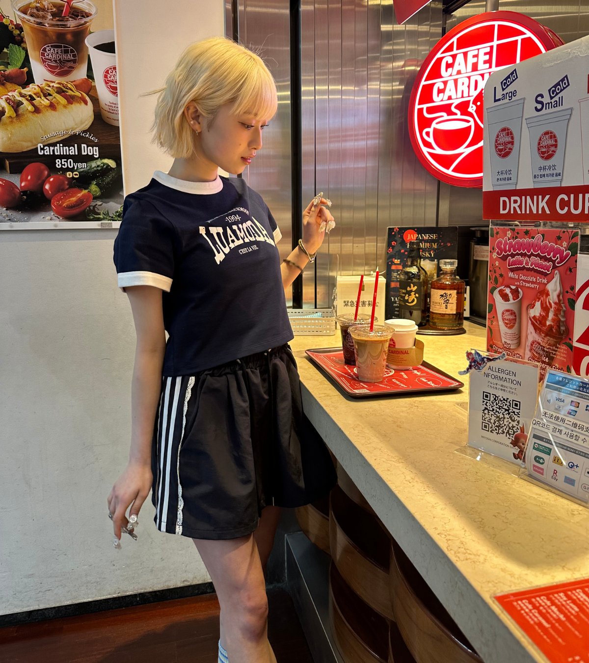 鷲尾伶菜STAFF | 🐈 freivorグッズ一般販売のお知らせ