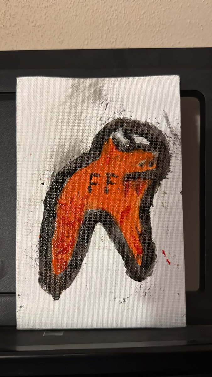 calmstingray902's tweet photo. I keep forgetting i don’t actually know how to paint and get disappointed by results that are expected of a beginner
But anyway our girl isn’t doing so well is she #horseracetests #fearsomefate #JovialMerryment https://t.co/GnVGSFu6il