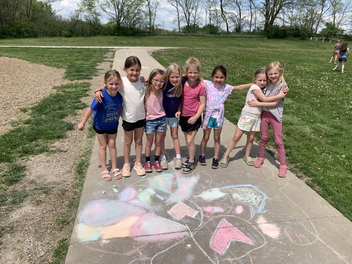 Recess is even better with friends and sunshine! ☀️