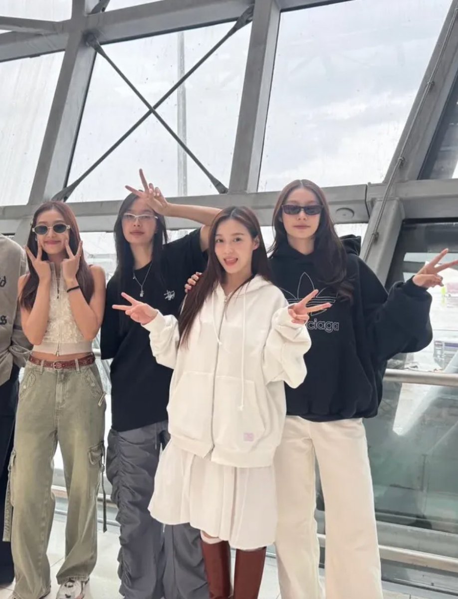milklove namtanfilm to japan:

for fanmeeting ❌
for girl rules workshop ✅