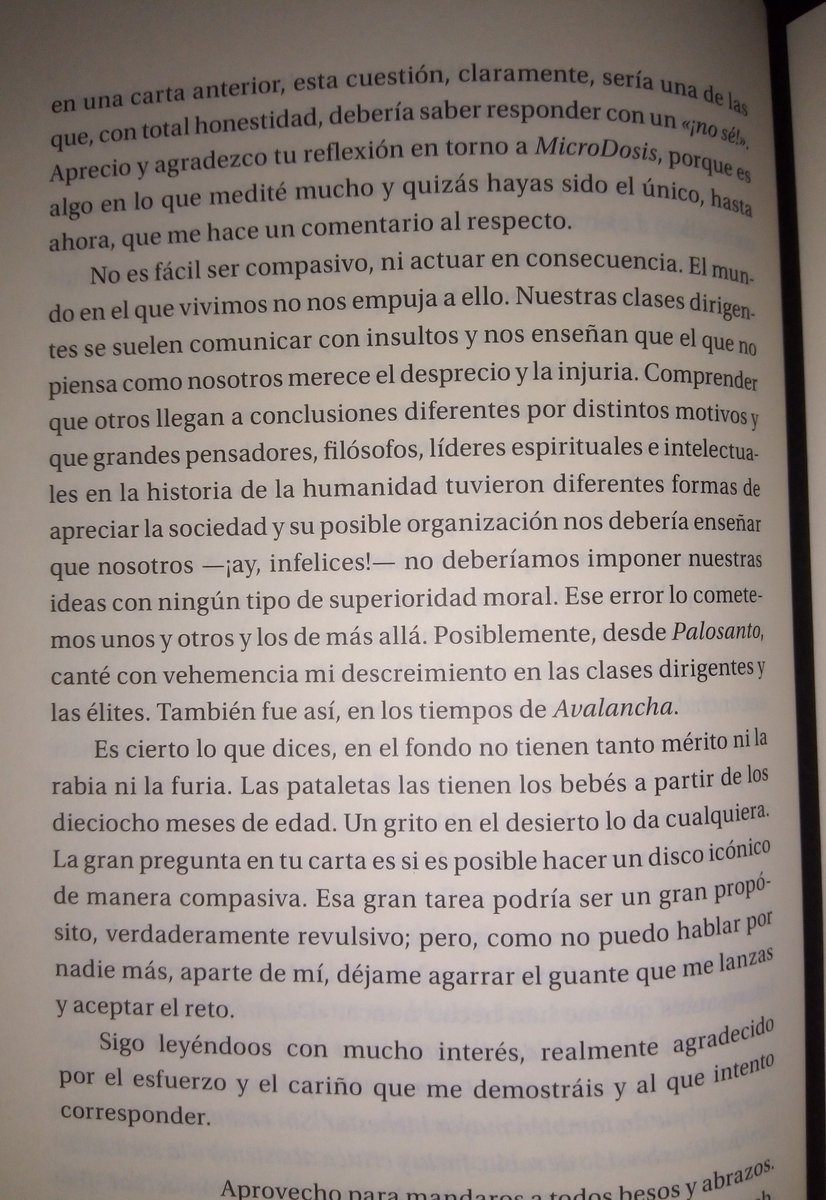 Jesús Santana (@jesantana1976) on Twitter photo Leo con mucho cuidado y disfrute "La carta" de Enrique Bunbury <a href="/bunburyoficial/">Enrique Bunbury</a>, un hombre con la total libertad de darnos su opinión, su visión del mundo, del futuro y de la cultura en general. Gracias a <a href="/liburuak_libros/">liburuak_libros</a> por esta edición tan hermosa como objeto. Leo con mucho cuidado y disfrute "La carta" de Enrique Bunbury <a href="/bunburyoficial/">Enrique Bunbury</a>, un hombre con la total libertad de darnos su opinión, su visión del mundo, del futuro y de la cultura en general. Gracias a <a href="/liburuak_libros/">liburuak_libros</a> por esta edición tan hermosa como objeto.
