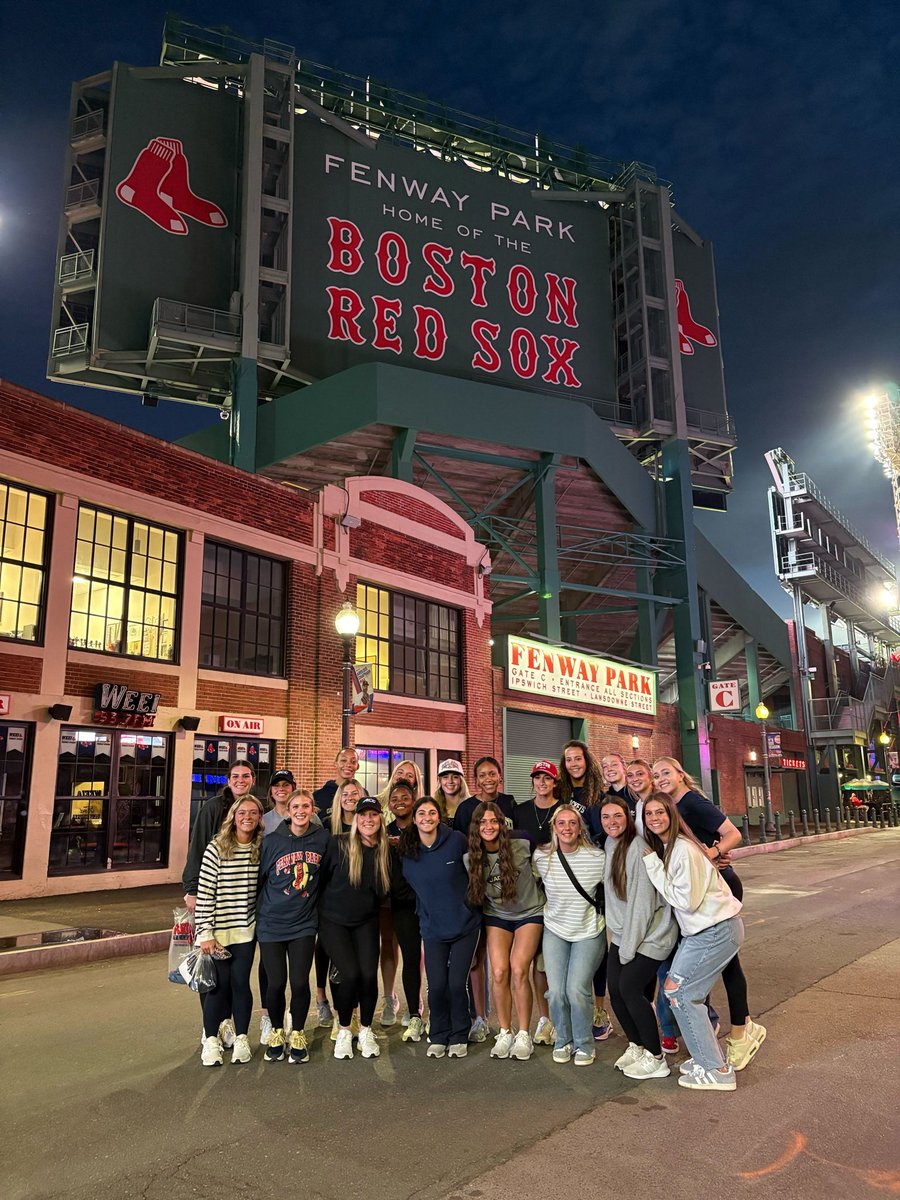 Fun times at Fenway 

#StingEm