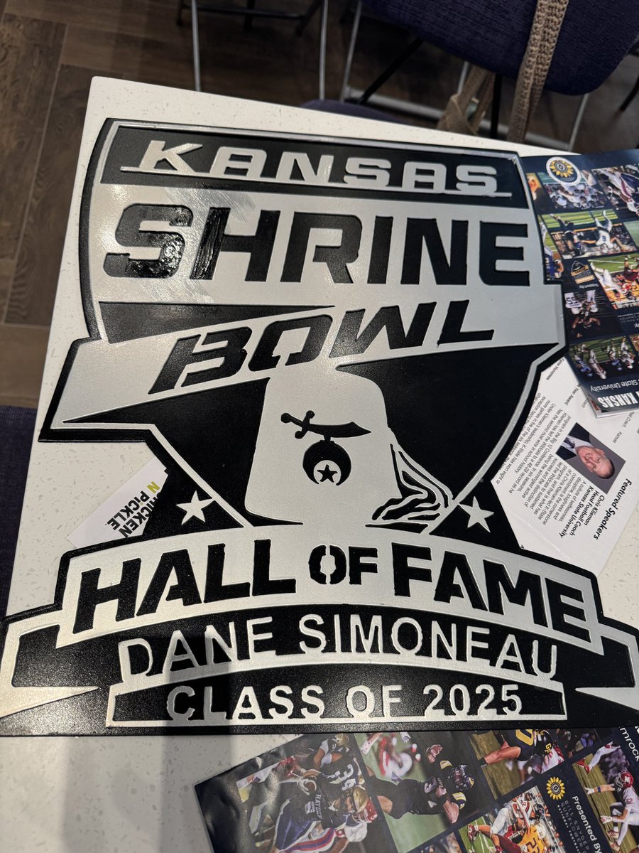 Washburn Football (@ichabodftbl) on Twitter photo Congrats to the 🐐 <a href="/Dane_Simoneau/">Dane Simoneau</a> for being inducted in the Kansas Shrine Bowl Hall of Fame <a href="/KSShrineBowl/">Kansas Shrine Bowl</a> ! Coach continues to exemplify The Standard!
#GoBods
#BeTheStandard Congrats to the 🐐 <a href="/Dane_Simoneau/">Dane Simoneau</a> for being inducted in the Kansas Shrine Bowl Hall of Fame <a href="/KSShrineBowl/">Kansas Shrine Bowl</a> ! Coach continues to exemplify The Standard!
#GoBods
#BeTheStandard