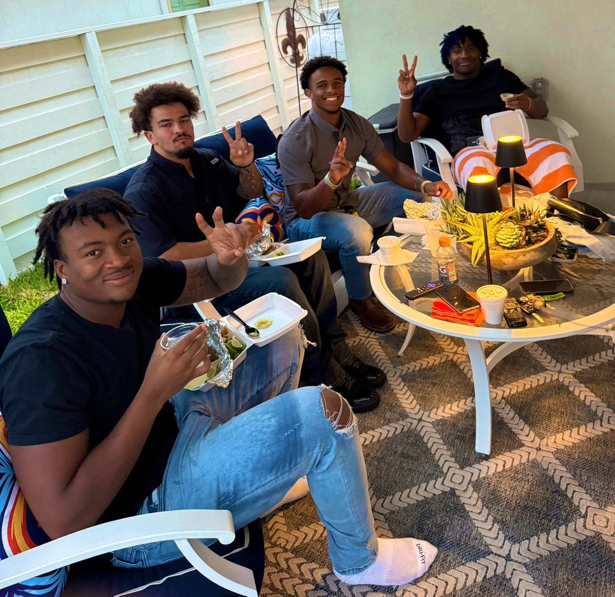 ChasseConque's tweet photo. Enjoyed spending time with a solid group of dudes this evening!
Appreciate @CoachTBush & @UTRGVFootball for the culture & standard they are setting.
We can’t wait for August 30✌🏼🏈✌🏼
#115Days #RallyTheValley https://t.co/Mbm7dg0PiM