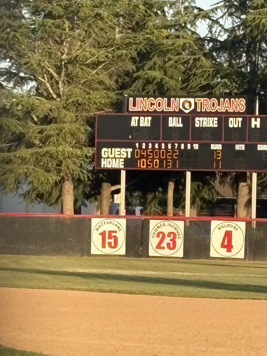 Congrats to <a href="/PGHS_Baseball/">PG Eagles Baseball</a> for winning the first round of playoffs vs Lincoln!! 

#EagleStrong🦅 #pgeaglesbaseball #baseball