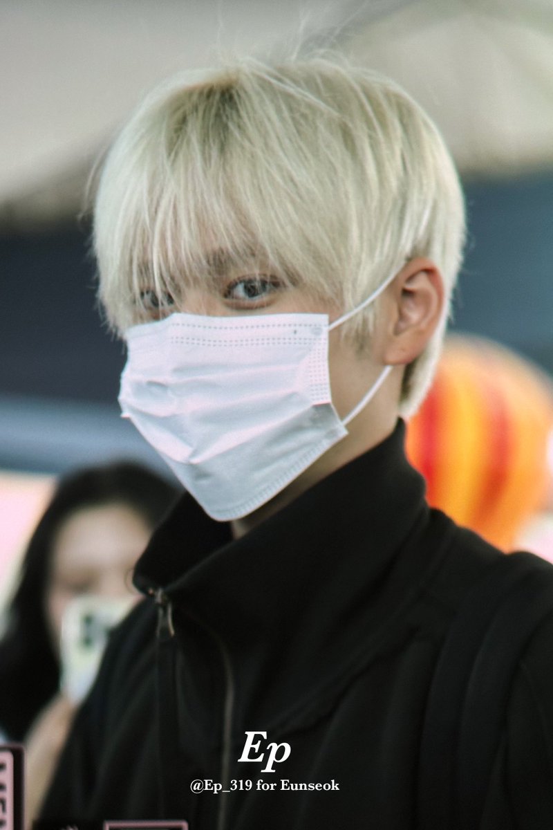 와 은석레전드고양이.. 근데 그루밍 잘 못하는 ㅋㅋㅠ