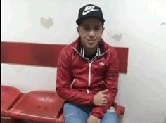 cada vez q alguien m dice algo lindo en persona no se como reaccionar y en vez d decir gracias quedo asi