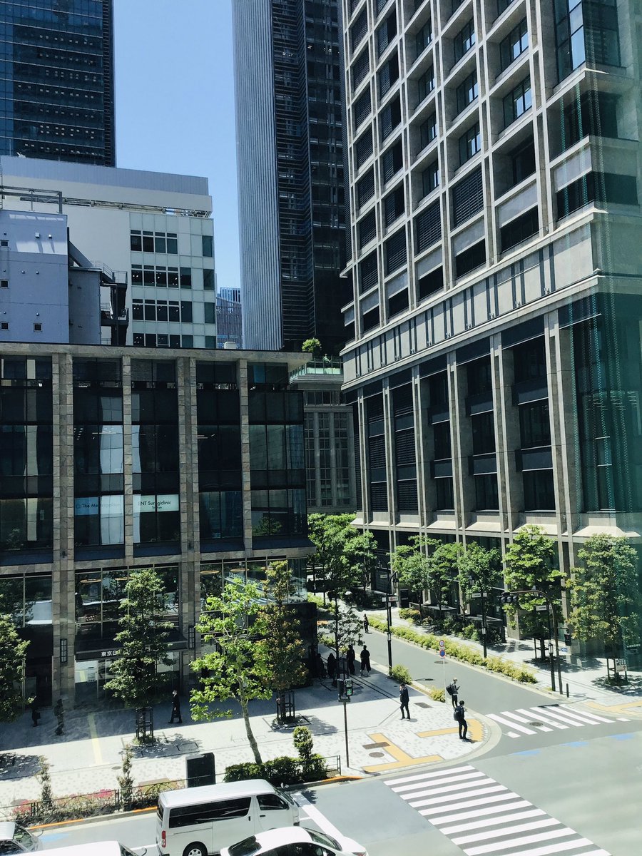 WAWshareoffice's tweet photo. こんにちは✨
今週の日曜5月11日（日）は母の日ですね🥰
お仕事や家事、育児など年中無休で頑張っているお母さんに感謝の気持ちやプレゼントを贈りましょう🥰

お母さんにゆっくり寛いでいただき、仕事は家ではなくシェアオフィスで😊
 WAW日本橋へご来館お待ちしております🤗 https://t.co/82zTj4T7ca