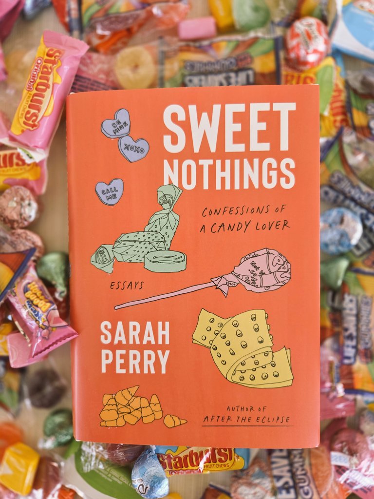 LaurasReviews1's tweet photo. Sweet Nothings by Sarah Perry was a funny and heartful book filled with great essays on candy and life.  It was entertaining and a unique read. @marinerbooks #morrowpartner #sweetnothings #sarahperry #nonfiction #candy #BookX https://t.co/aZuNWmyjck