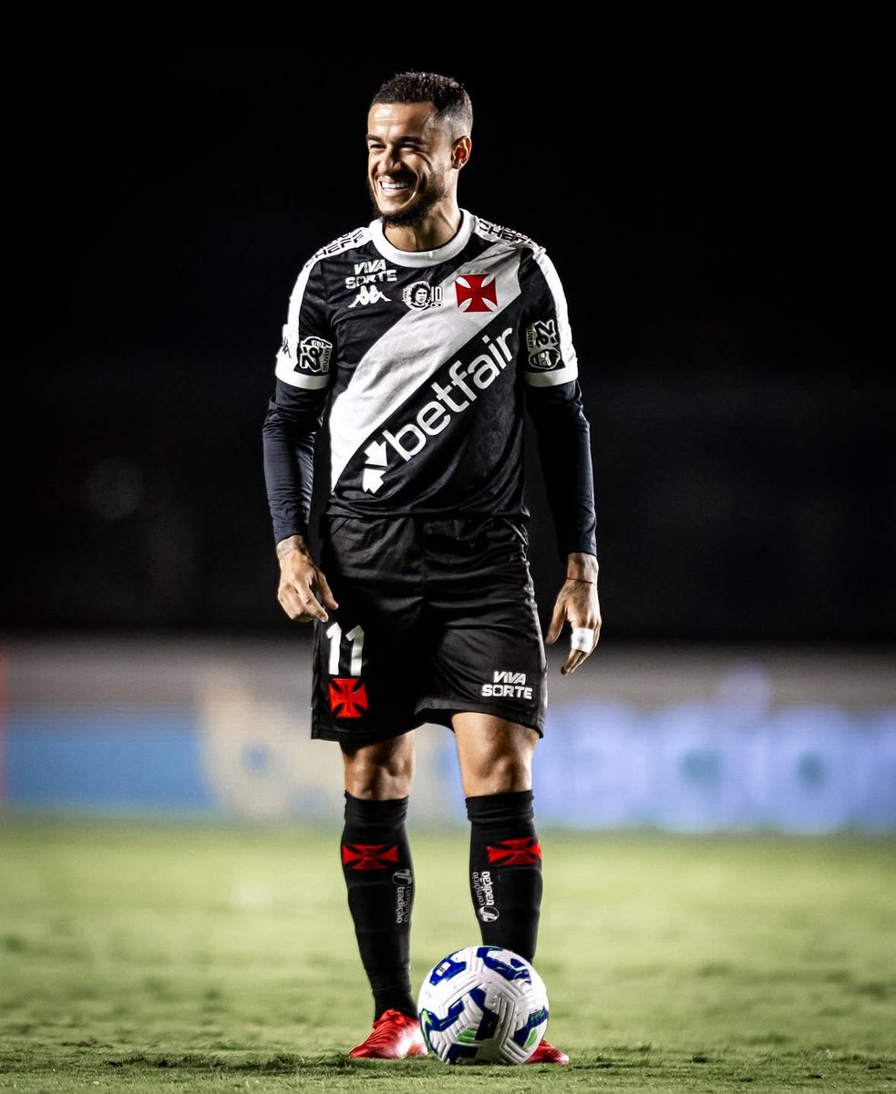 Remember Philippe Coutinho? You know, the two-time Liverpool Player of the Year, with 2 La Liga titles at Barcelona and a Champions League title with Bayern?

Yeah him. Well he played in Venezuela tonight but was on the end of a 4-1 loss as Puerto Cabello defeated Vasco da Gama!