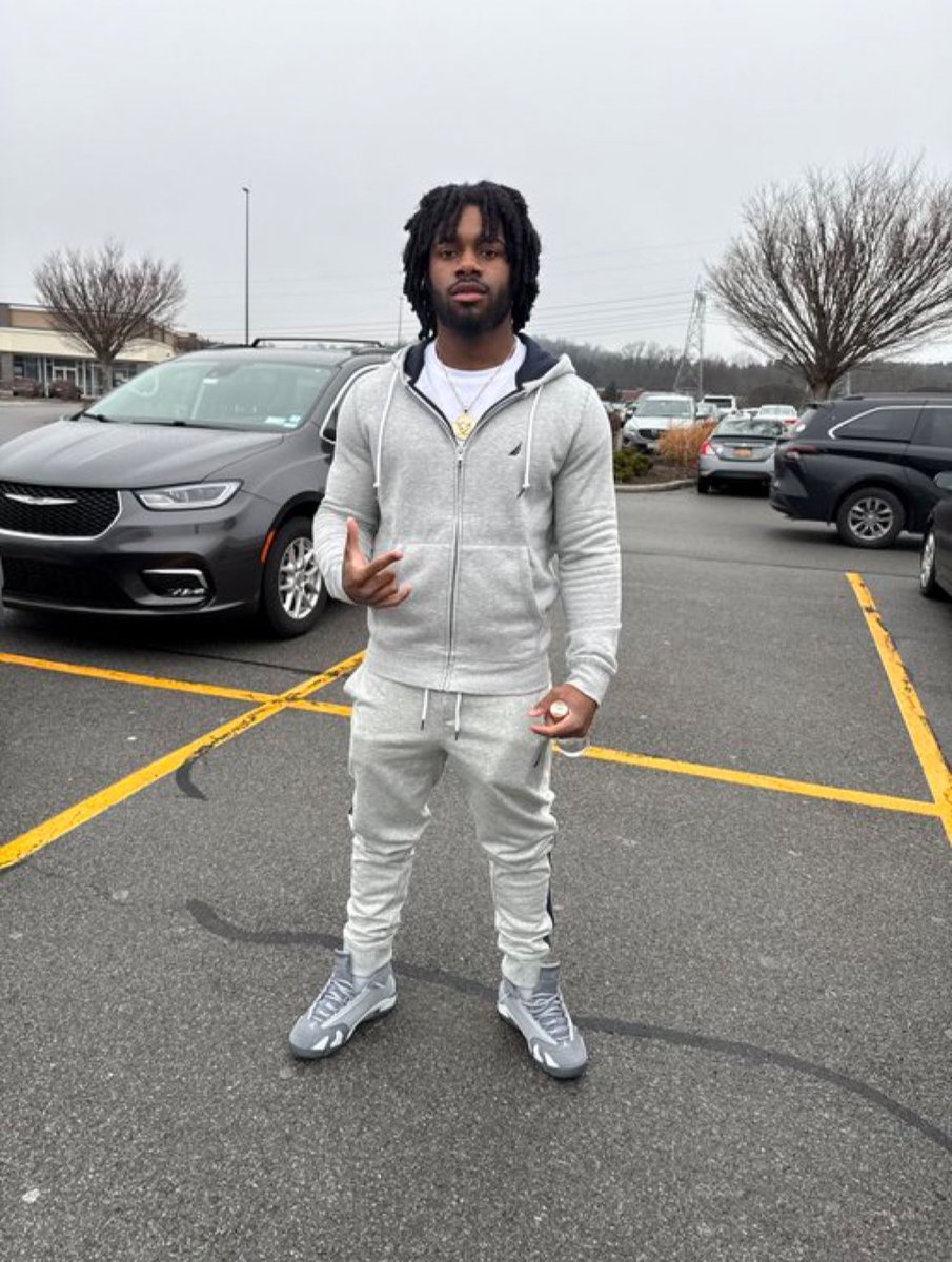 Young, focused, and built different. Ain’t waiting on nobody to hand me nothin’. Everyday’s a step closer to the vision 

#YoungAndFocused #AmericanDream #StreetStyle #UrbanVibes #GrindMode #DripCheck #HustleHard #BlackExcellence #AtlantaVibes #NYCStyle #CaliSwag