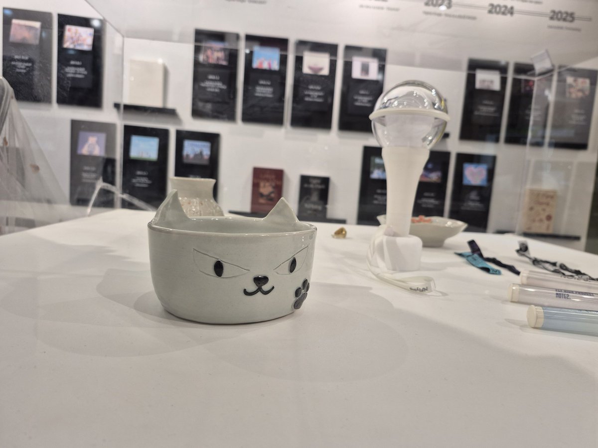 NF_spring's tweet image. 🖤🩶엔플라잉 10주년 팝업스토어🖤🩶

15년도 부터 함께했던 추억이 새록새록 ㅠ ㅠ ㅠ

#NFlying #엔플라잉
#10th_Anniversary_Everlasting #사운드웨이브