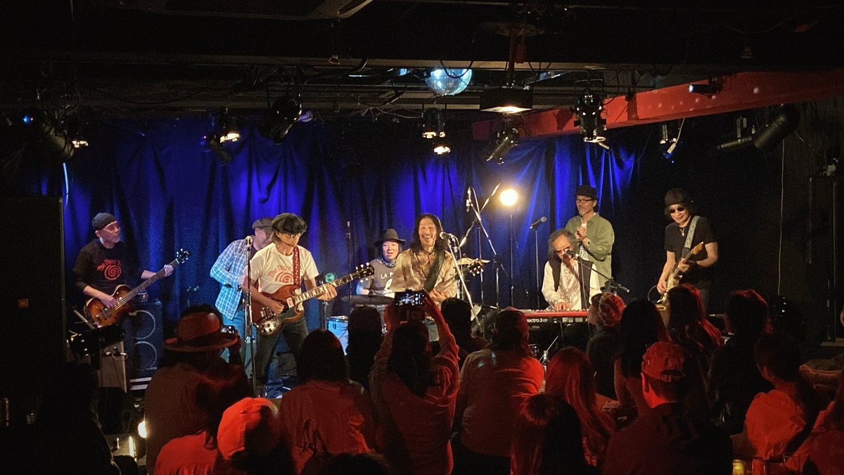 西本町マザーポップコーンにご来場の皆さま、共演してくれたThe Bee Bee Jonesの皆さん、マザーポップコーンのスタッフの皆さんありがとうございました。
次回The Dizzy Tonesは6/14西成クラブウォーターにてドラムの河合マサツグ生誕祭です！
