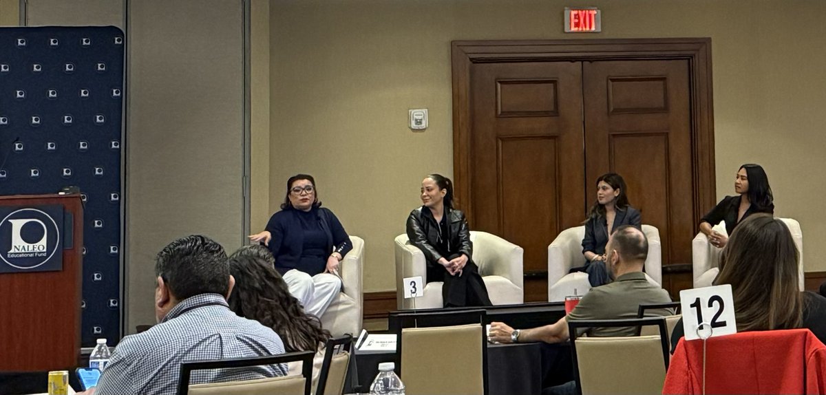 alesotelosolis's tweet photo. NALEO Policy Institute Day two: Latina Economic Empowerment! 

Facilitated a fabulous panel w amazing mujeres: Annie owner of @ilovechamoy,  Nayomie owner of @cuernavacagrill &amp; Alejandra from Chase! #RosieTheRivetersocks

Adelante mujeres! https://t.co/H5tvIjdI3p
