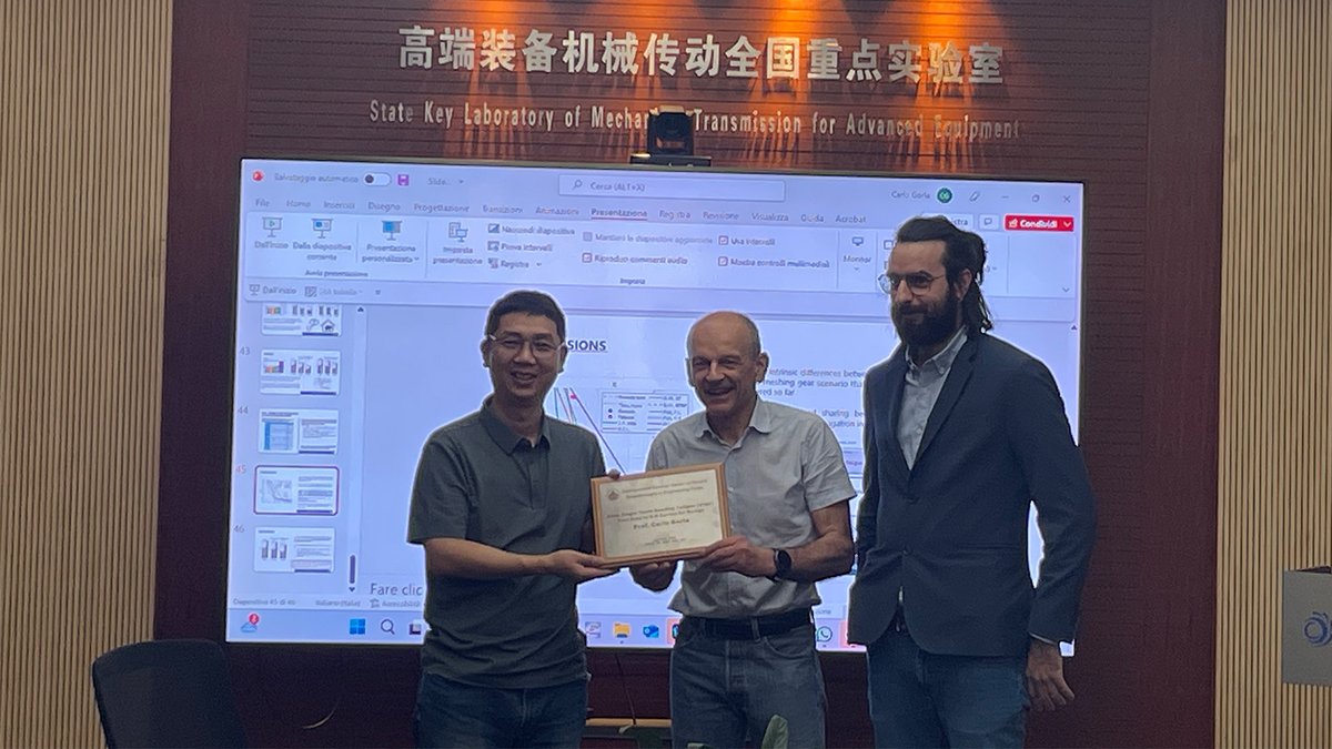 Prof. Carlo Gorla and Dr. Luca Bonaiti from Milan Polytechnic University visited Chongqing University’s State Key Laboratory of Mechanical Transmission for Advanced Equipment and presented their research on gear reliability. Their talk on "From Single Tooth Bending Fatigue to S-N