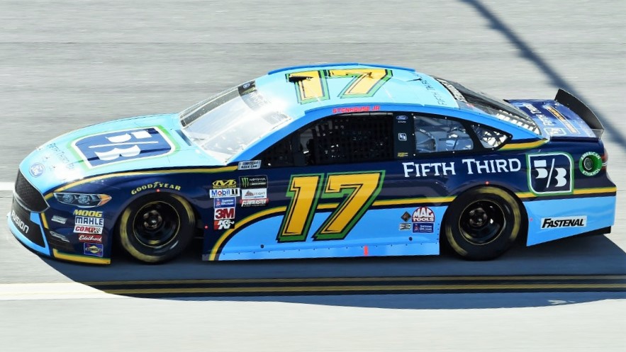 Ricky Stenhouse Jr won the 2017 GEICO 500 at Talladega eight years ago today. 🏁   

It was his first career Cup series win.    

#FirstTimeWinner 🏁