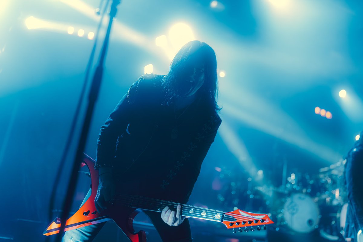 Michael_Amott's tweet image. MontrΓ©al! On se voit dans le pit! π
archenemy.live ποΈ