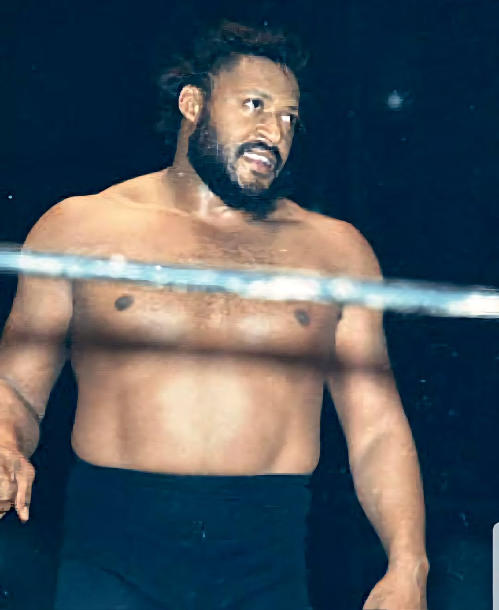 Talk about promos ... this guy could talk folks into a building.