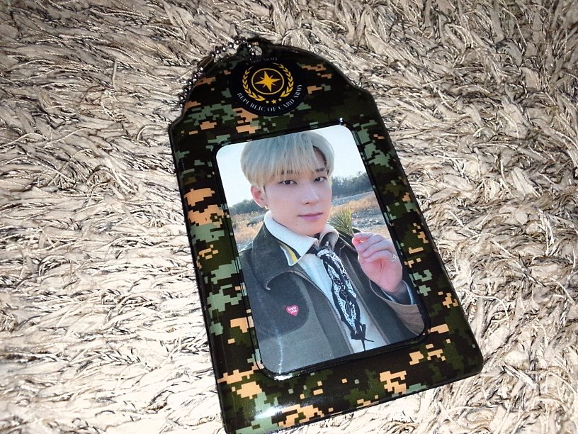 w0nu3_04's tweet photo. #icy_mails
~` tysm poo @SHUJIC4RT nakauwi na ang pocahol with lots of freebies love it !^^ https://t.co/TFAe1ZMT4N