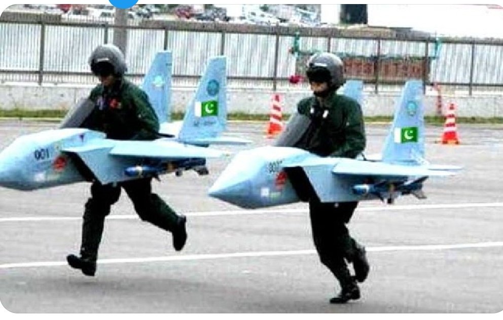 Pak Army practices for war👇👇

 #IndianArmy #OperationSindoor
#Blast #Amritsar
#IndiaPakistanWar