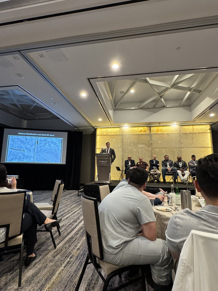 mderdem3's tweet image. Great learning experience at today’s #IC case competition ! Grateful for the insightful discussion w/ faculty panel and proud to support our interventional fellow @PhilipLacombe during his excellent presentation 🙌🏻 Here is @DeBakeyCVedu team 😎🙏🫀