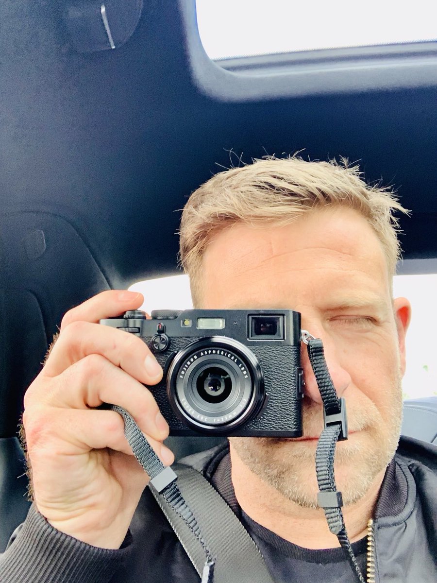 chasejarvis's tweet image. Hi Twitter.