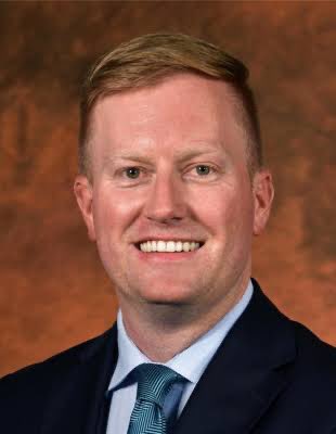 iskunka's tweet image. Ask the DA that believes in MERIT what criteria did they use to select these cabinet ministers…
What qualifies John Steenhuin to be the minister of agriculture.. What qualifications does John possess? What qualifies dean macpherson to be the Minister of Public Works? Any formal…