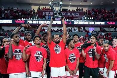 Reese (lilskip) Alston (@lilskip08) on Twitter photo I am truly blessed and honored to say I have received an offer from THE University of Houston <a href="/UHCougarMBK/">Houston Men's Hoops 🏀 🐾</a> . Thank you Coach Sampson for giving me this opportunity. #offered #coogs🐾 I am truly blessed and honored to say I have received an offer from THE University of Houston <a href="/UHCougarMBK/">Houston Men's Hoops 🏀 🐾</a> . Thank you Coach Sampson for giving me this opportunity. #offered #coogs🐾