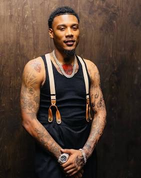 Tamika313922's tweet photo. #day8 #18daysofArmon♉️“ Him so R&amp;B with it get in there “🎶🥂🤝🅿️ https://t.co/z5qALGodsP